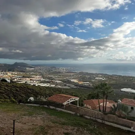 En Adeje Sur Costa Adeje (Tenerife)