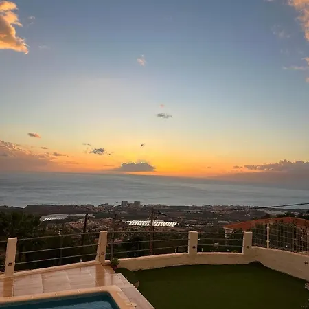 En Adeje Sur Costa Adeje (Tenerife)